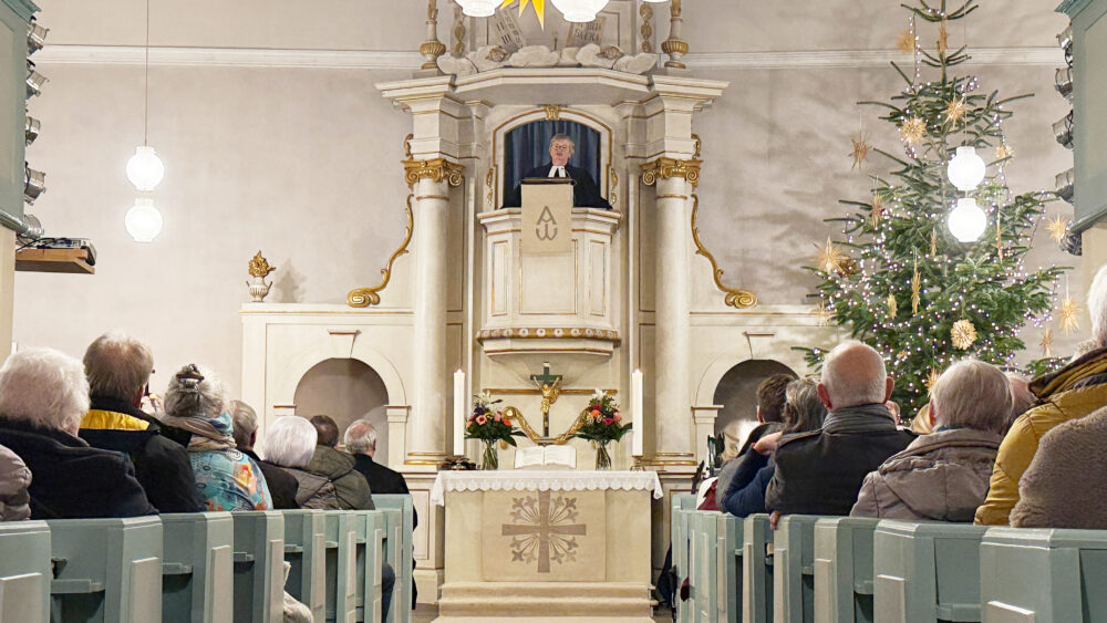 Festlicher Gottesdienst zur Einführung der neuen Pastorin Lore Julius in der evangelischen Kirchengemeinde Horst