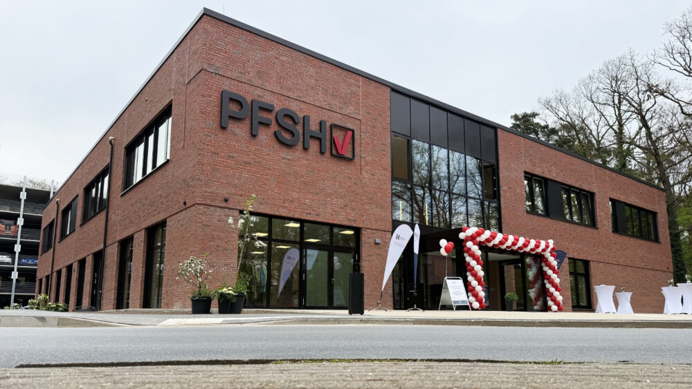 Am Donnerstag, 16. April 2026 wurde der Neubau Pflegefachschule Hannover (PFSH) offiziell eröffnet.